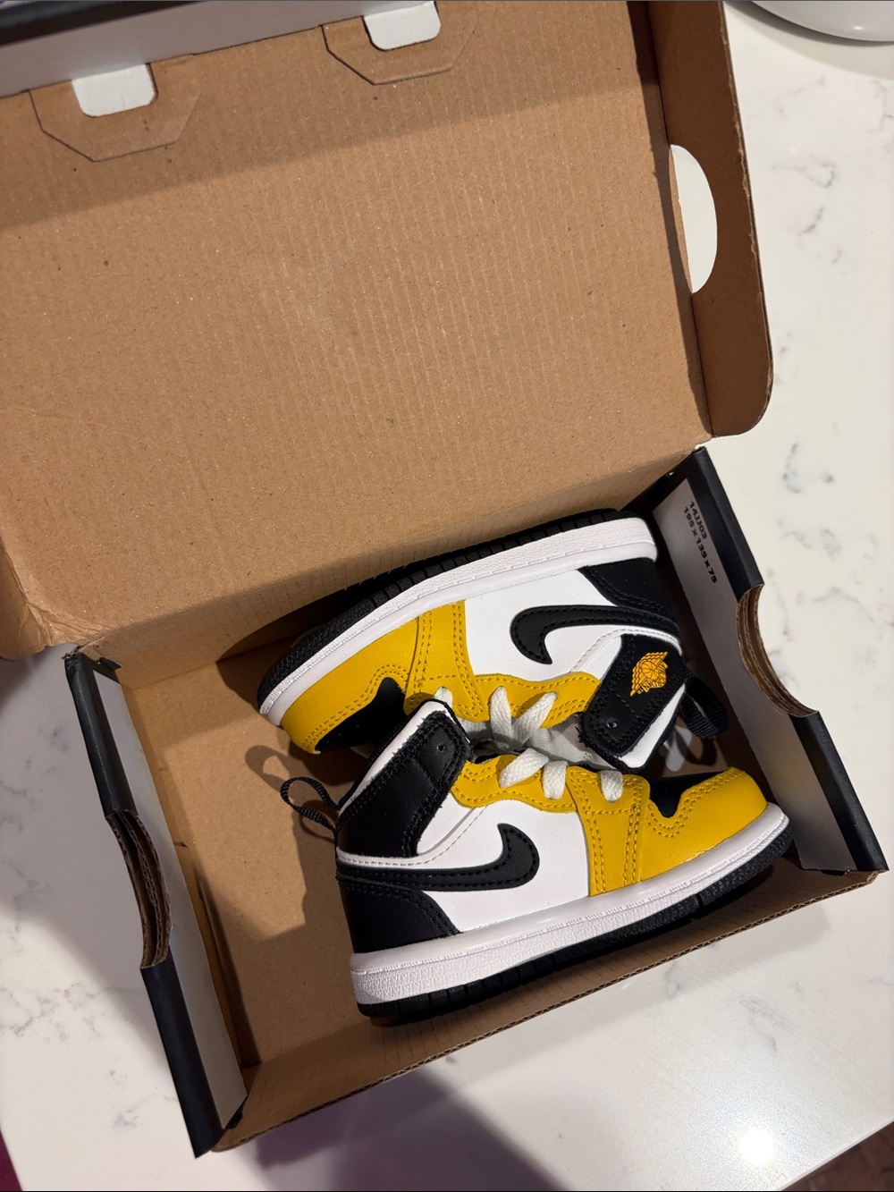 Jordan Kids High-Top Sneakers in Yellow, Black & White